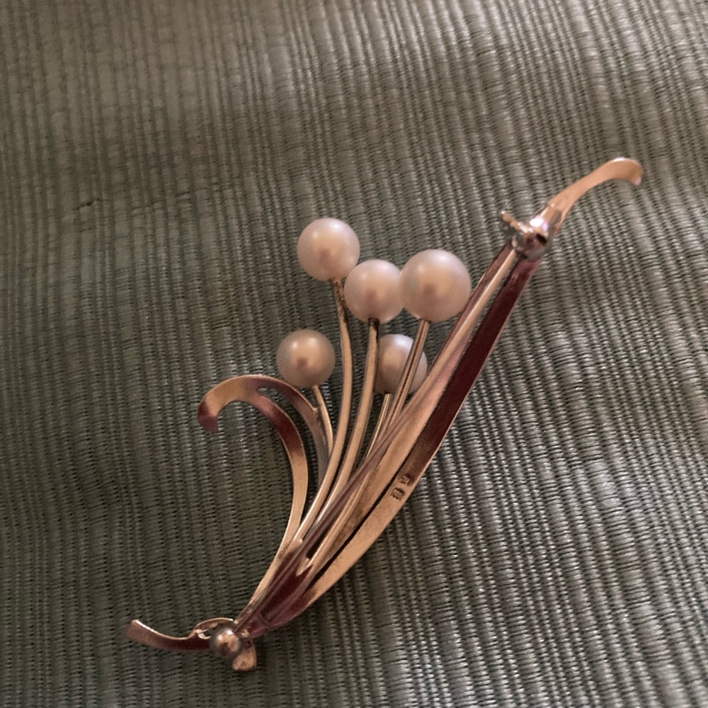 Mikimoto silver bouquet pin - Picture 3 of 8